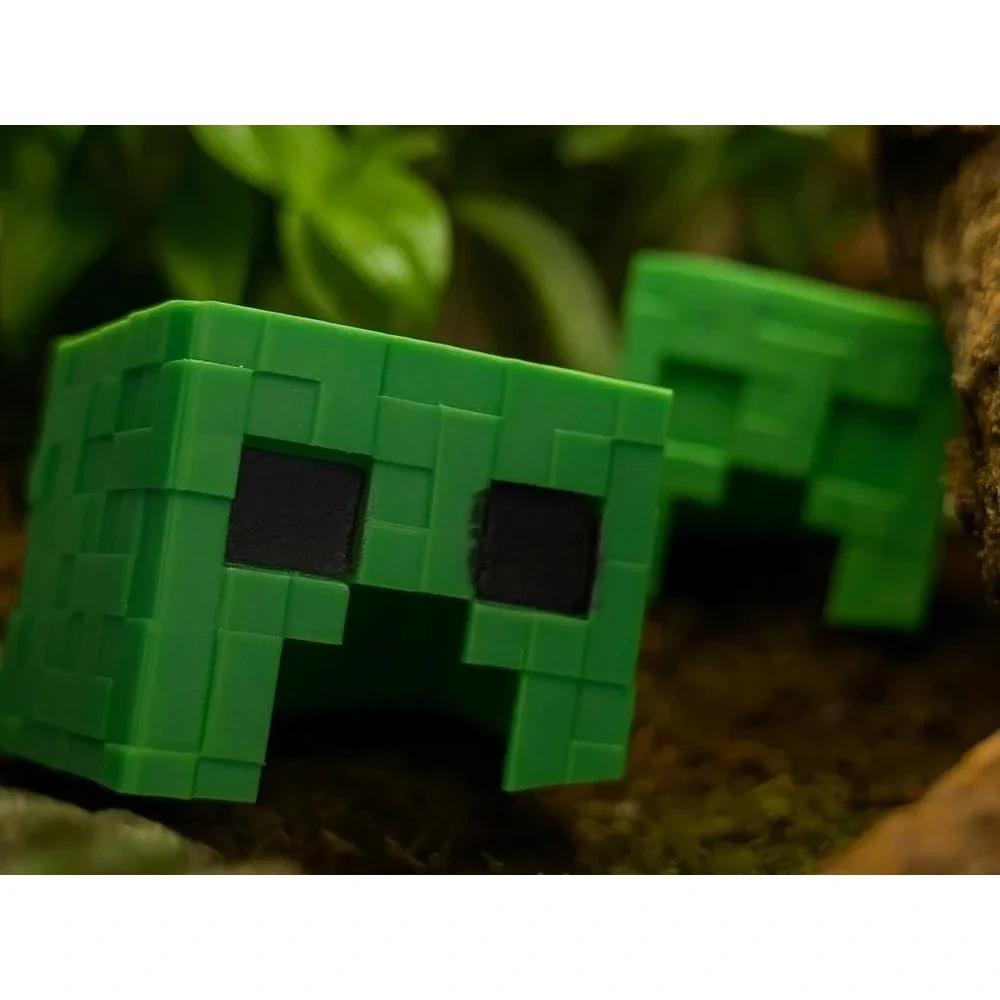 N/A pixel creeper
